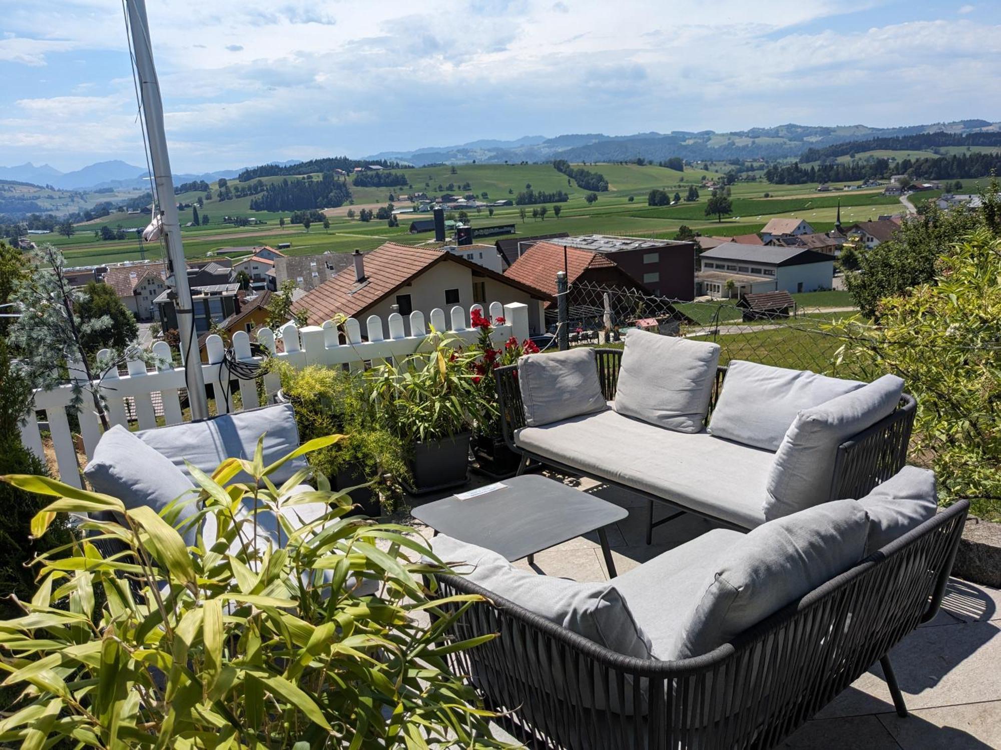 Apart Hotel Near Lucerne Ruswil Exterior foto
